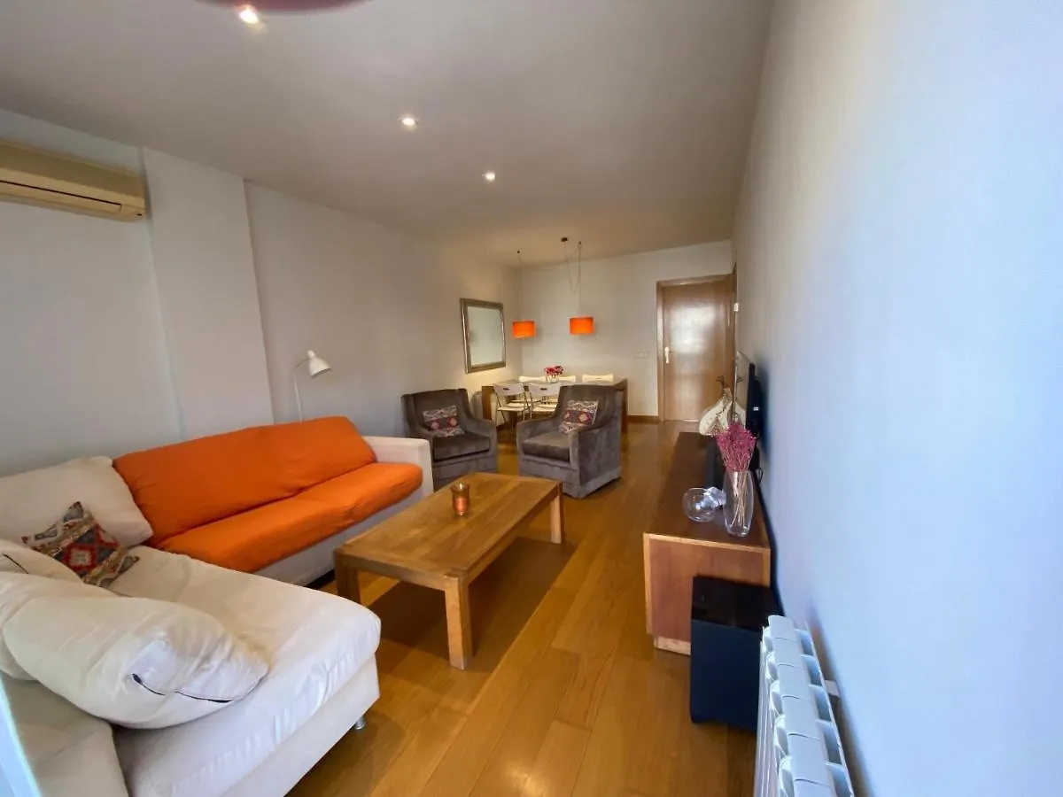 Comodo y amplio apartamento en Berga España